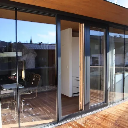 Lejlighed Luxury Apartment With Balcony And Access To Sauna *