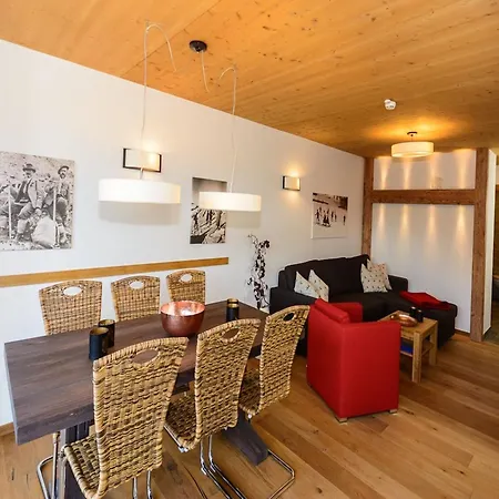 Lejlighed Luxury Apartment With Balcony And Access To Sauna