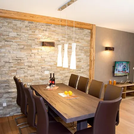 Luxury Apartment With Balcony And Access To Sauna Lejlighed Neukirchen am Großvenediger