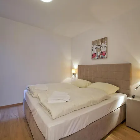 Luxury Apartment With Balcony And Access To Sauna Lejlighed
