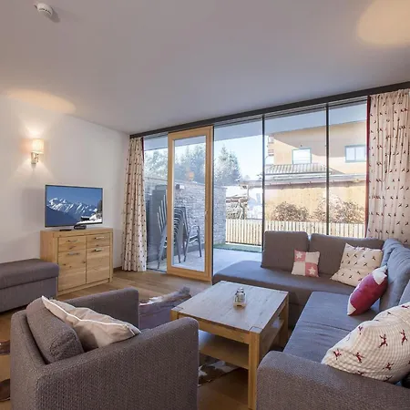 Lejlighed Luxury Apartment With Balcony And Access To Sauna