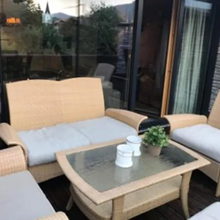 Lejlighed Luxury Apartment With Balcony And Access To Sauna Neukirchen am Großvenediger