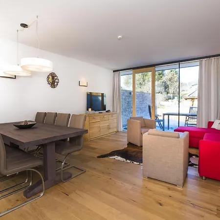 Luxury Apartment With Balcony And Access To Sauna