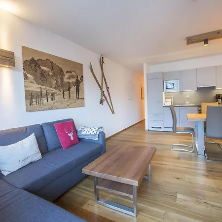 Luxury Apartment With Balcony And Access To Sauna Lejlighed