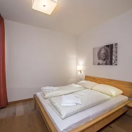 Lejlighed Luxury Apartment With Balcony And Access To Sauna *