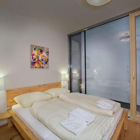 Luxury Apartment With Balcony And Access To Sauna
